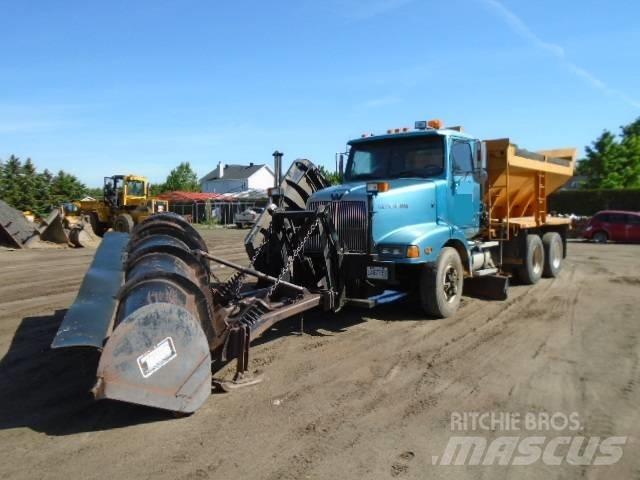 Western Star 5800 Sneskovle og -plove