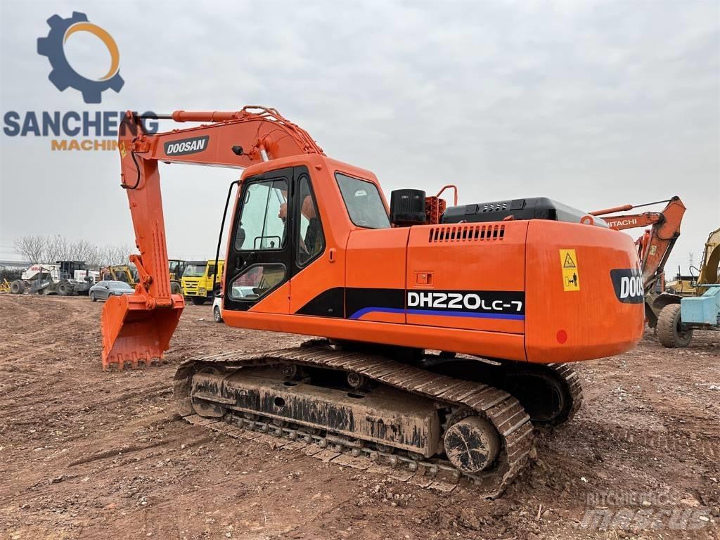 Doosan DH 220 Gravemaskiner på larvebånd