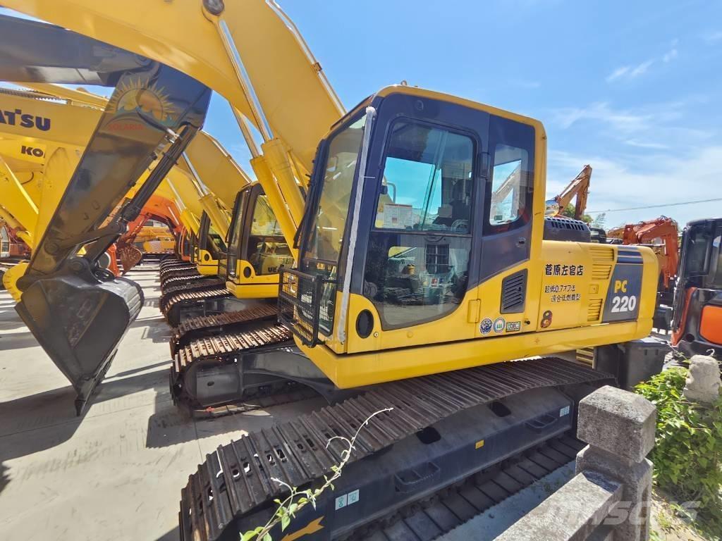 Komatsu PC 220-8 Gravemaskiner på larvebånd
