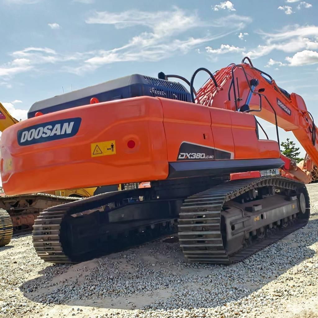 Doosan DX 380 LC Gravemaskiner på larvebånd