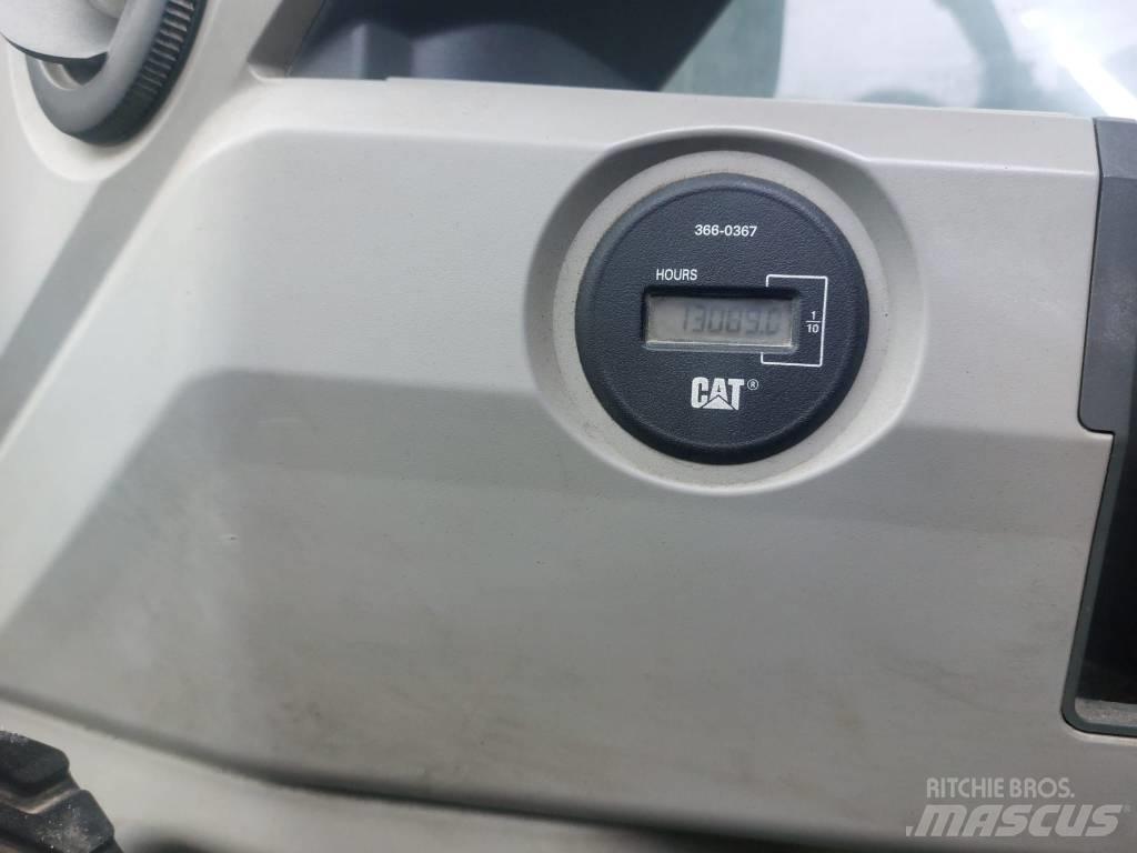 CAT 374 F Gravemaskiner på larvebånd