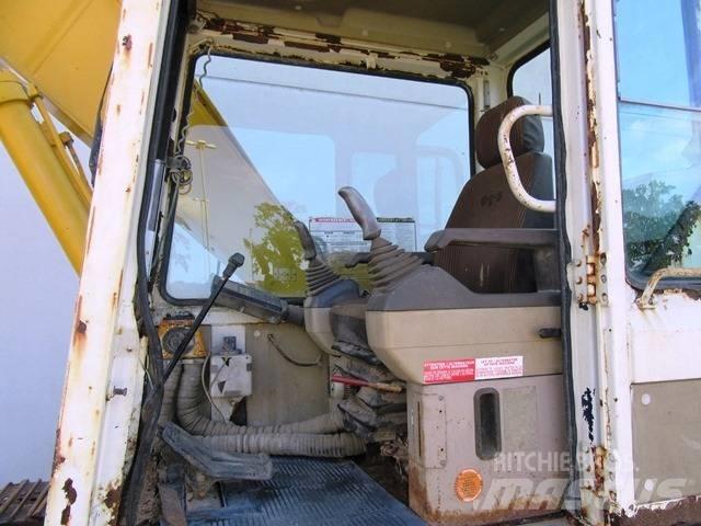 Komatsu PC 180 LC Gravemaskiner på larvebånd