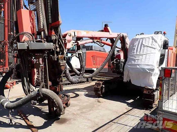 Sandvik DX800 Overfladeboreudstyr / Borerigge