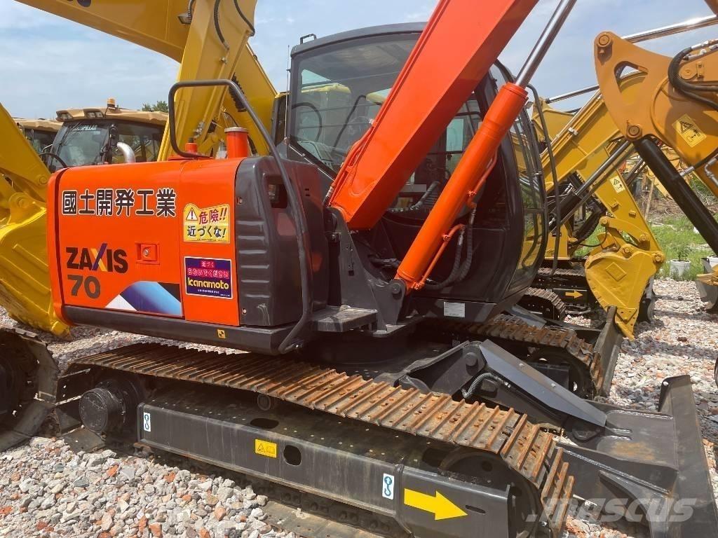 Hitachi ZX 70 Gravemaskiner på larvebånd