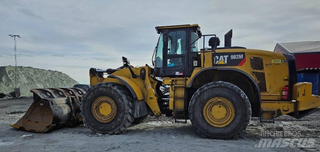 CAT 982 M Læssemaskiner på hjul