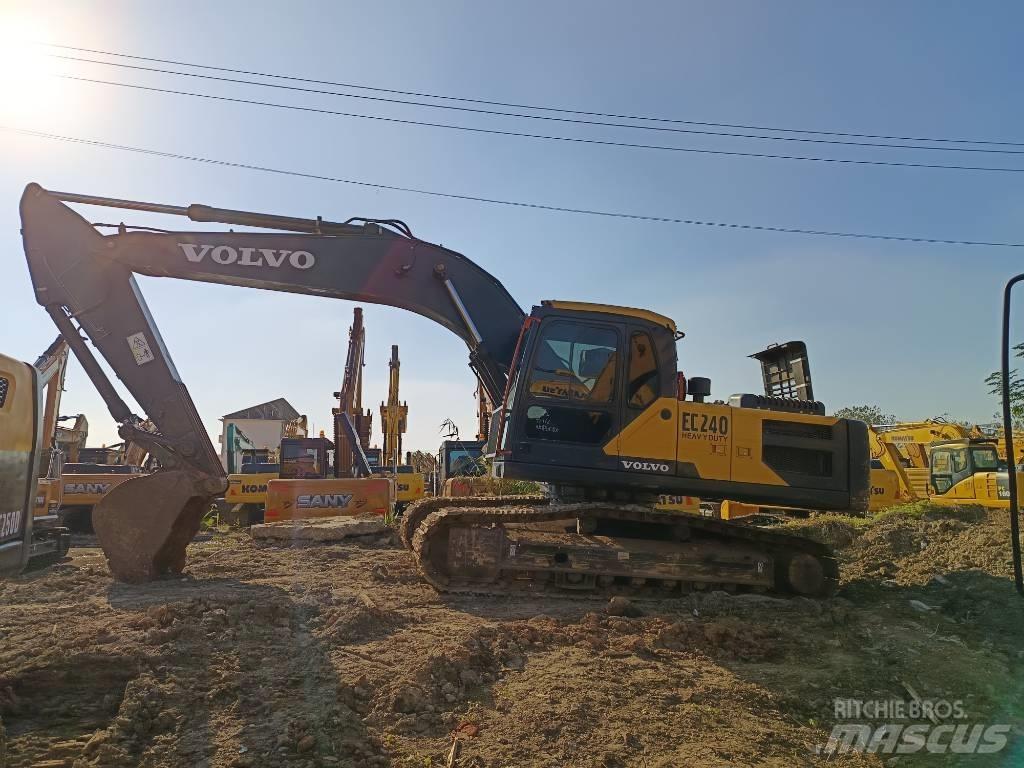 Volvo EC 240 Gravemaskiner på larvebånd