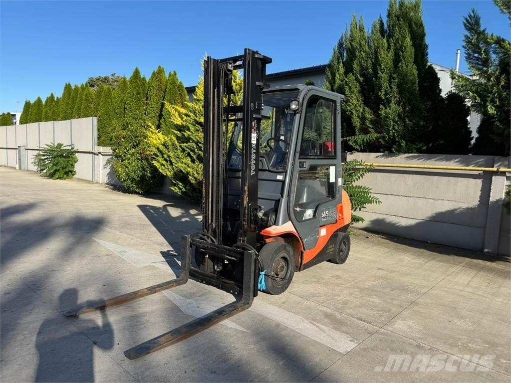 Toyota 7FGF25 LPG gaffeltrucks