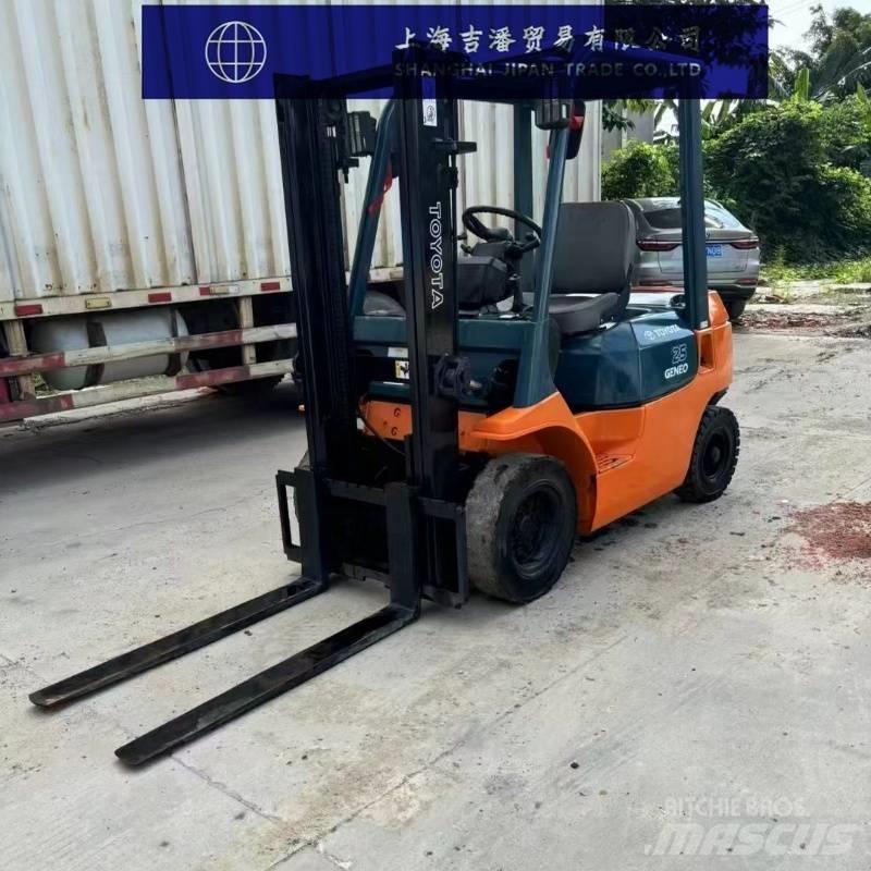 Toyota FD 25 Diesel gaffeltrucks