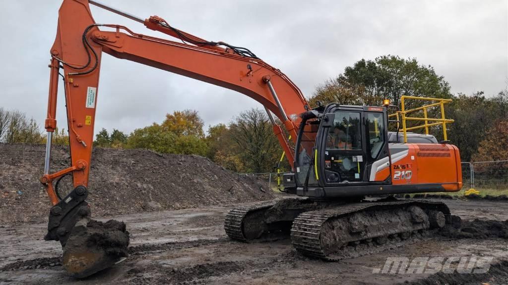 Hitachi ZX 210 LC-7 Gravemaskiner på larvebånd