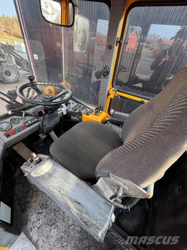 Ljungby L 14 Læssemaskiner på hjul