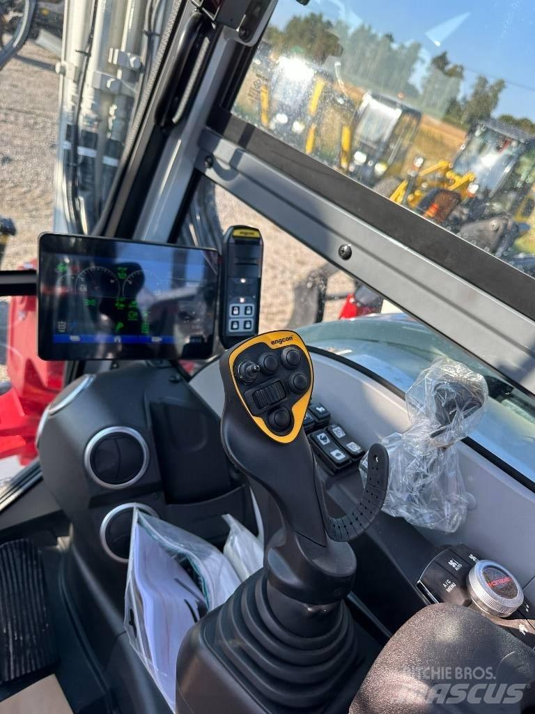 Takeuchi TB 395 W Gravemaskiner på hjul