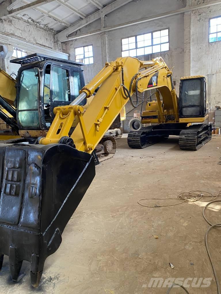 CAT 320 B Gravemaskiner på larvebånd