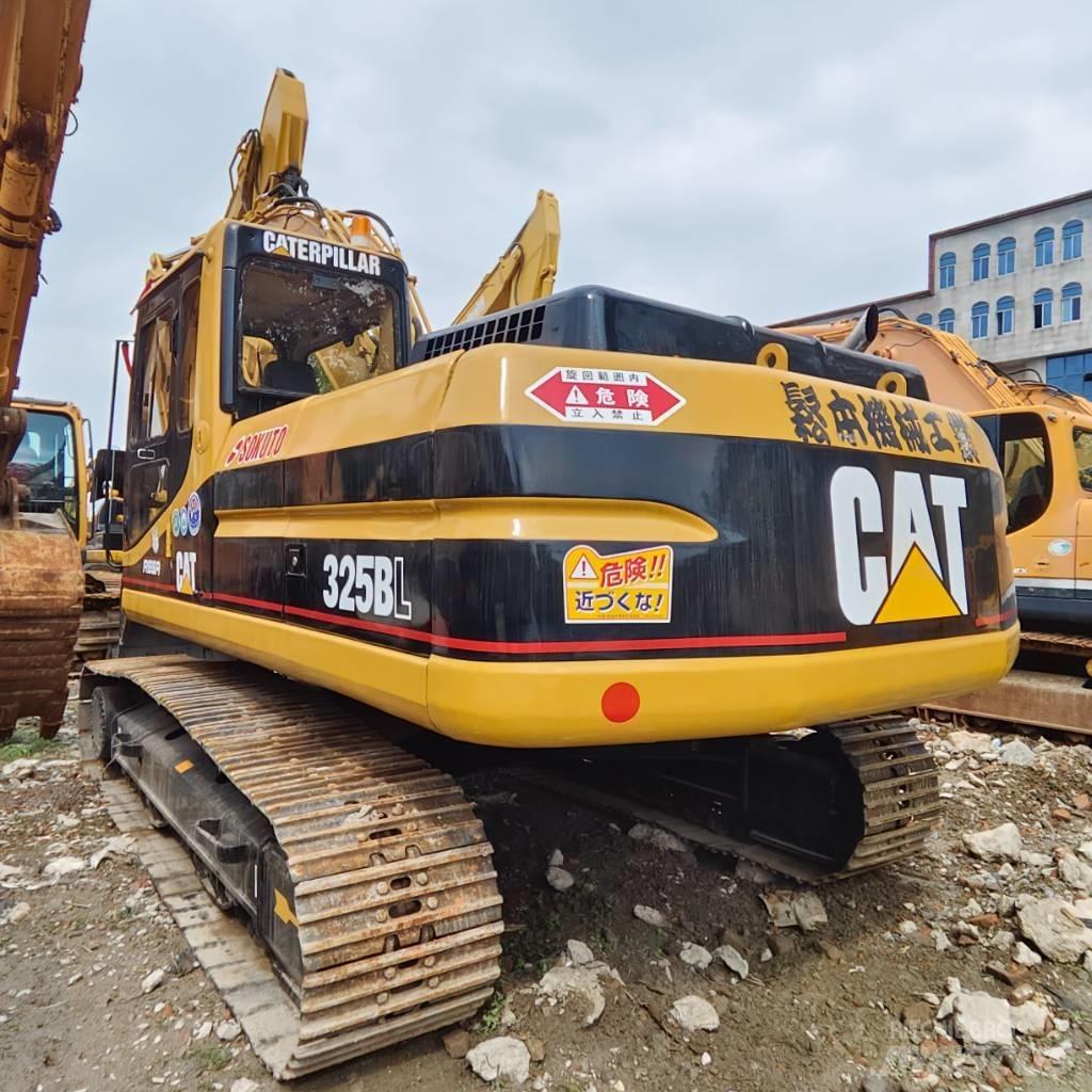 CAT 325 B L Gravemaskiner på larvebånd