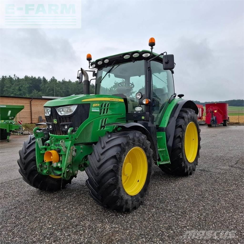 John Deere 6125 R Traktorer