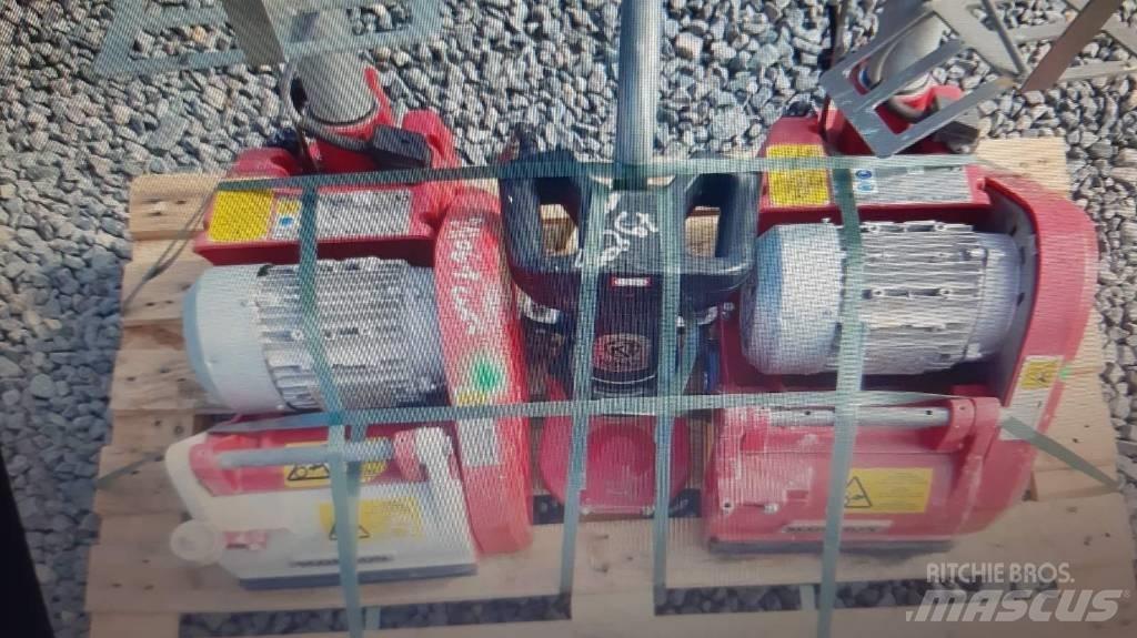  KUNZLE TASIN 2 Trucks - Andet