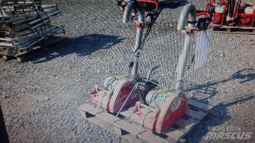  KUNZLE TASIN 2 Trucks - Andet