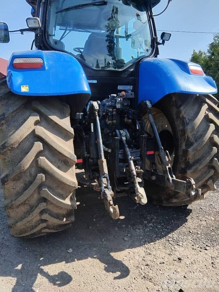 New Holland T7030 Traktorer
