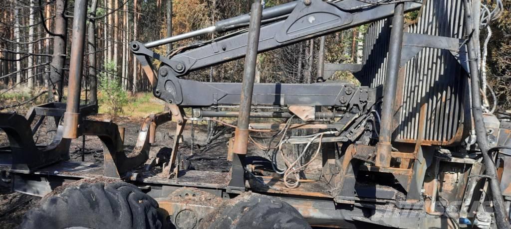 John Deere 1010 E Udkørselsmaskiner