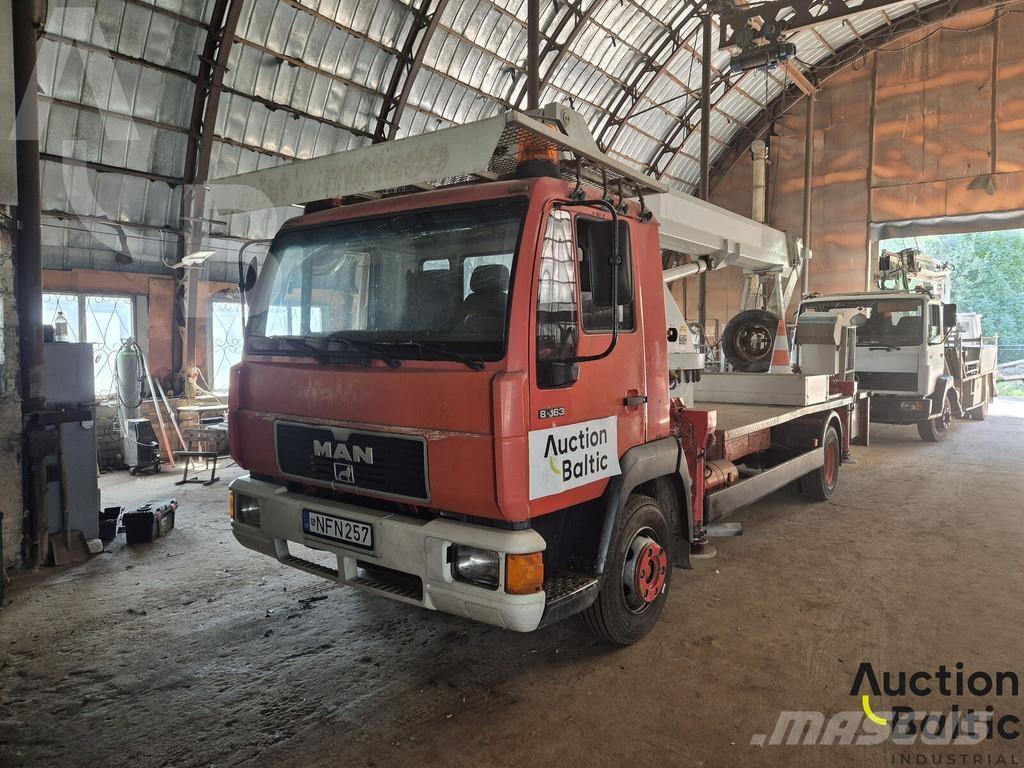 MAN 8.163 Lastbilmonterede lifte