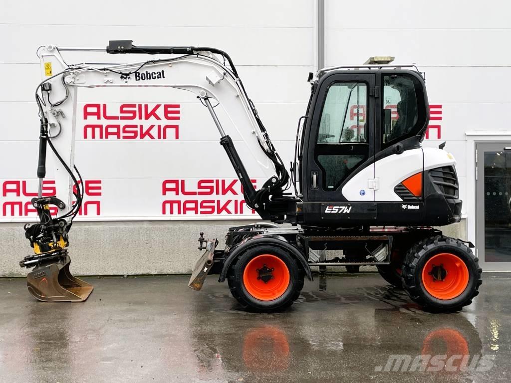 Bobcat E 57 W Gravemaskiner på hjul