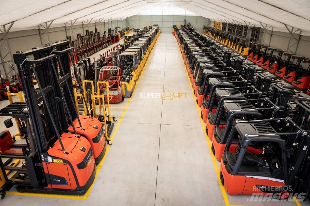 Jungheinrich EFG215 El gaffeltrucks