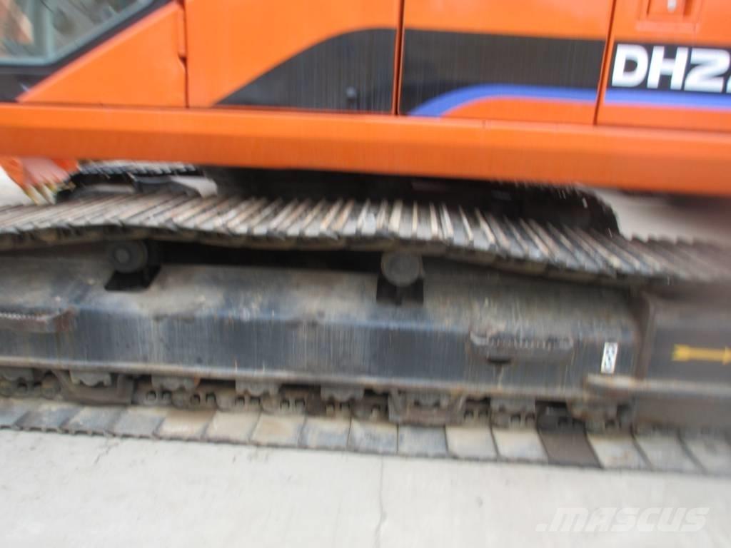 Doosan DH 220 LC-7 Gravemaskiner på larvebånd