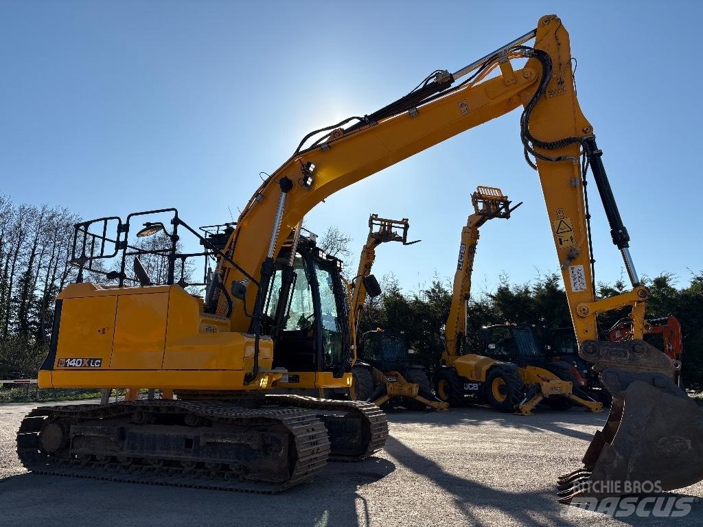 JCB 140 X Gravemaskiner på larvebånd