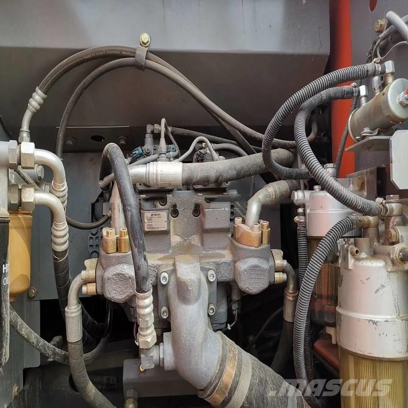 Hitachi zx200 Gravemaskiner på larvebånd