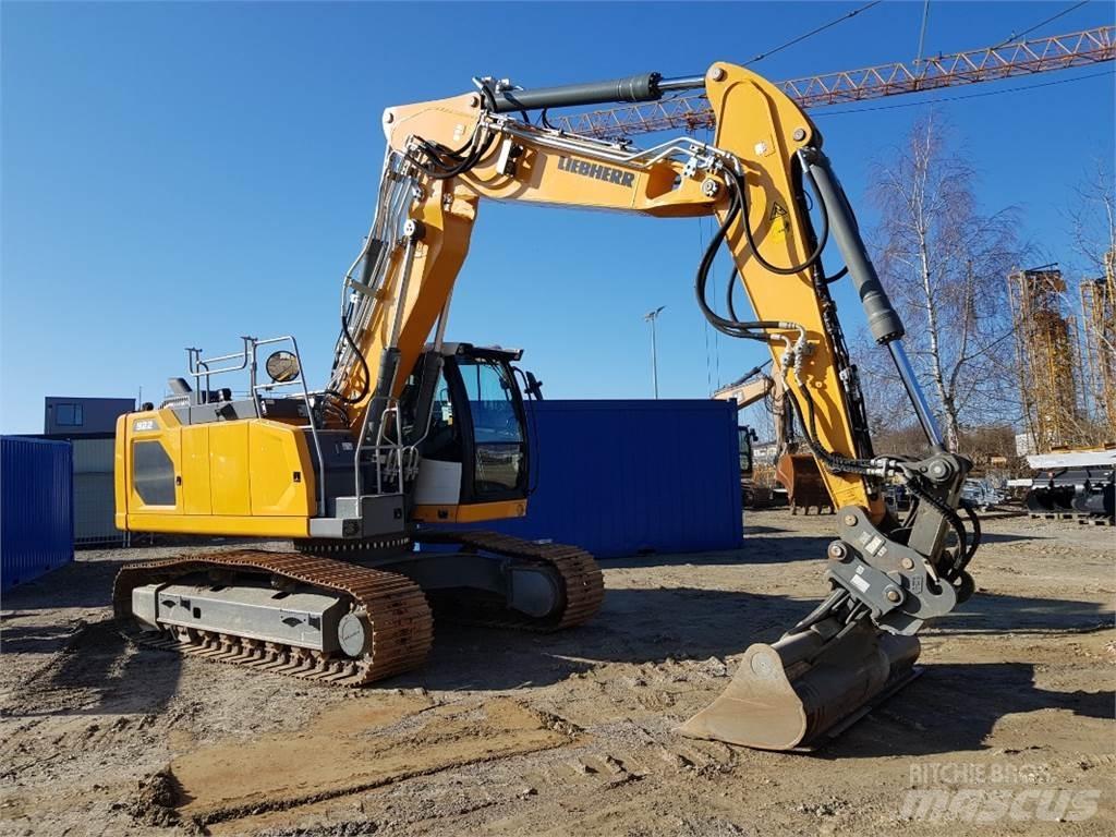 Liebherr R922 Gravemaskiner på larvebånd