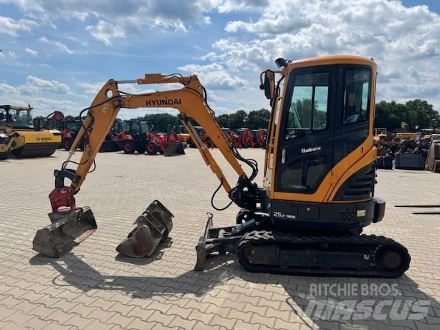 Hyundai R25Z-9 AK Minigravemaskiner