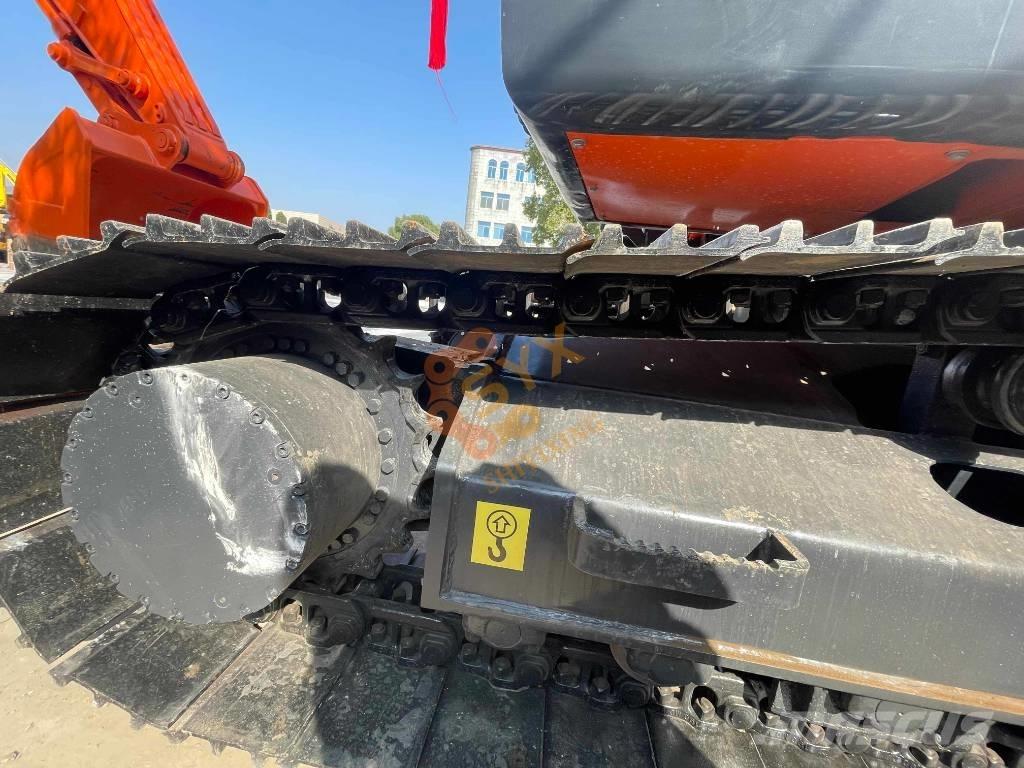 Doosan DX 225 LC Gravemaskiner på larvebånd