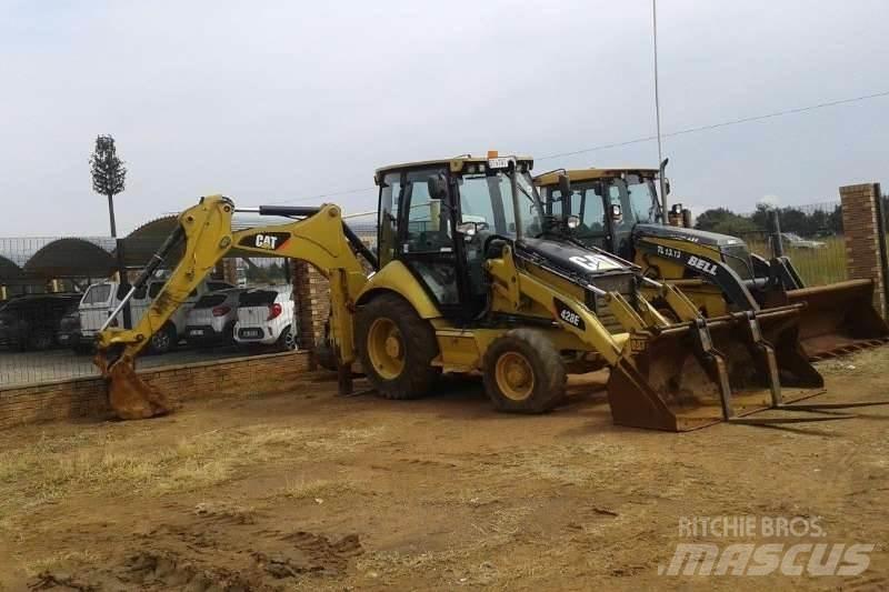 CAT 428E Rendegravere