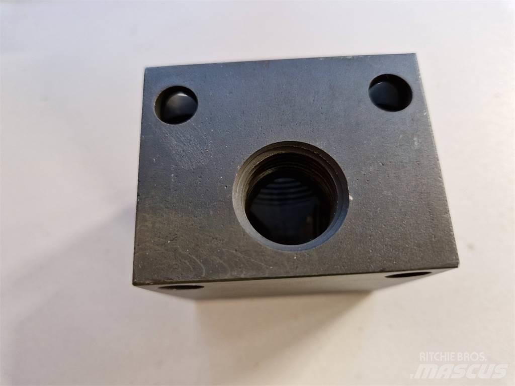Rottne 037-0101 Chassis og suspension