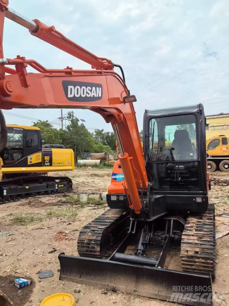 Doosan DX 60 Gravemaskiner på larvebånd