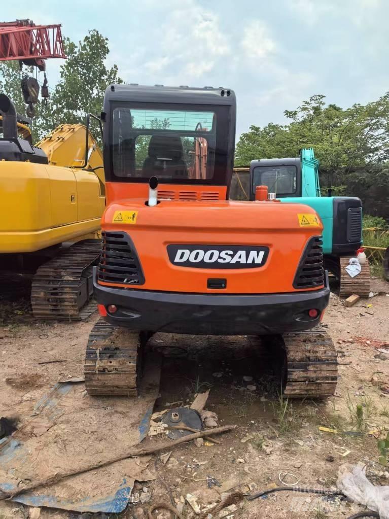 Doosan DX 60 Gravemaskiner på larvebånd