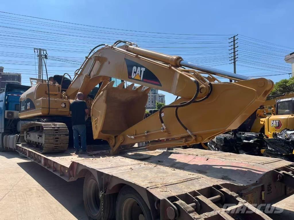 CAT 320 C L Gravemaskiner på larvebånd