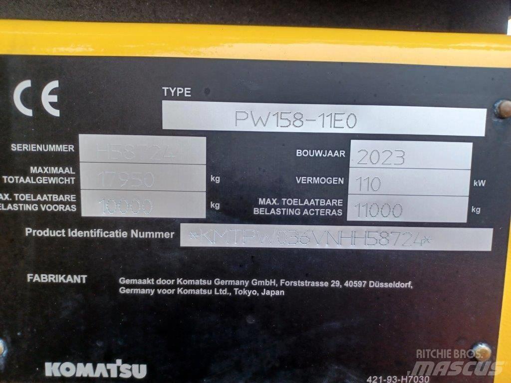 Komatsu PW158-11E0 Gravemaskiner på hjul