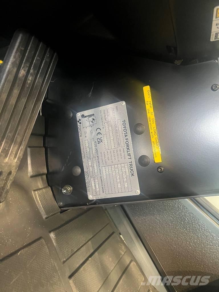 Toyota 8 FD 80 F Diesel gaffeltrucks