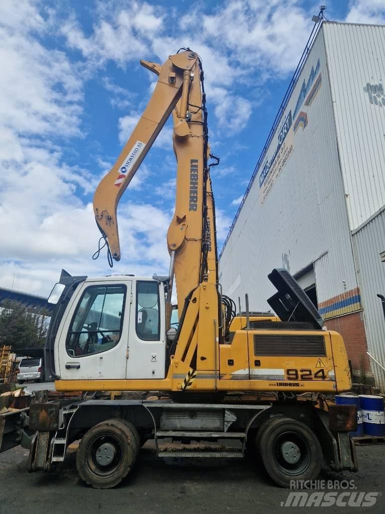 Liebherr A924C Materialehåndteringsmaskiner