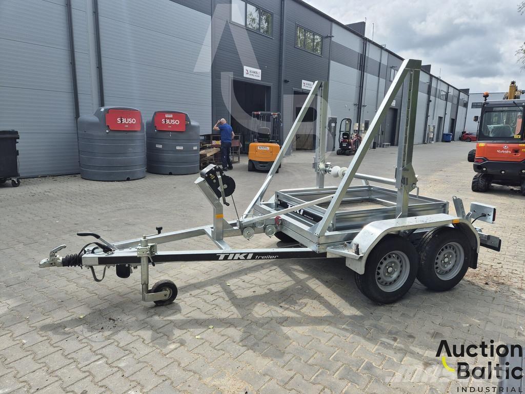  Tiki KP3500-DRB Semi-trailer med Gardinsider