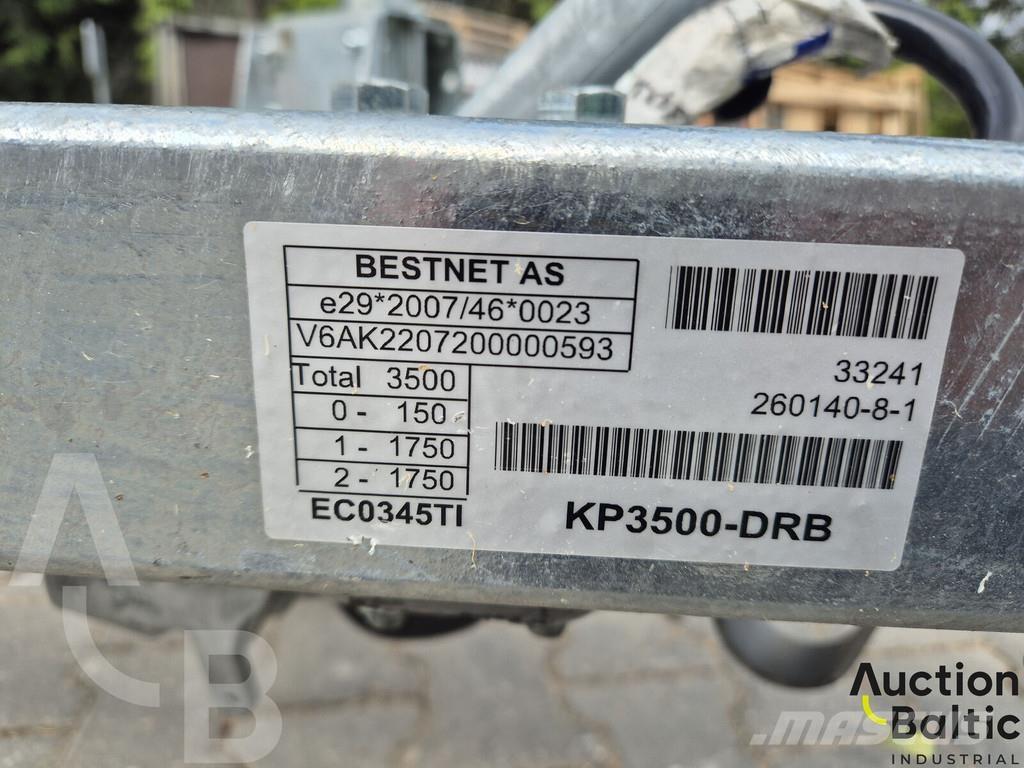  Tiki KP3500-DRB Semi-trailer med Gardinsider