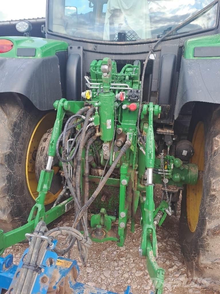 John Deere 6155R Traktorer