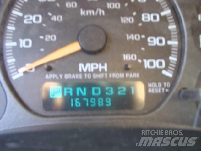 Chevrolet 3500 Lastbil med lad/Flatbed