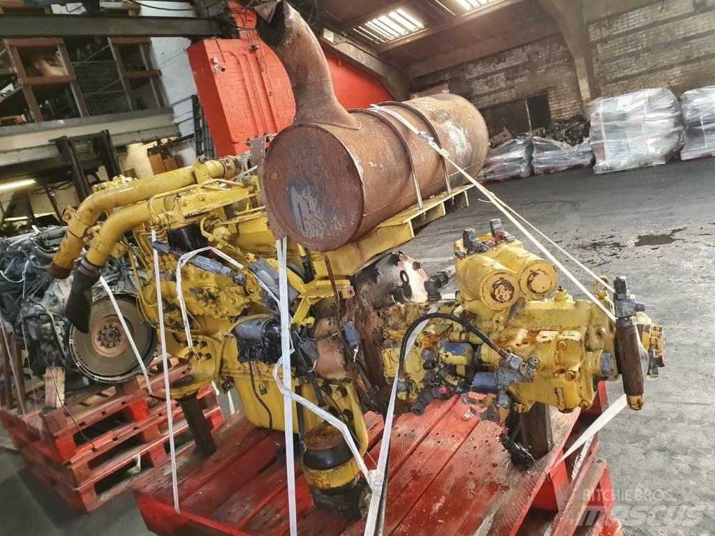 Komatsu SA6D95L-1 Gravemaskiner på larvebånd
