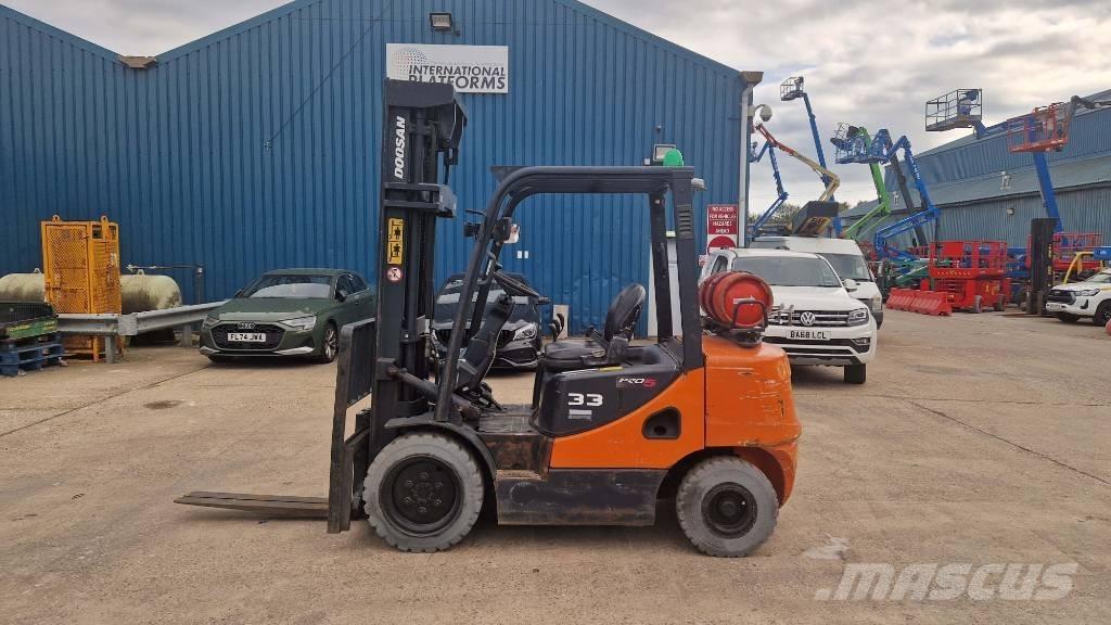 Doosan G 33 P-5 LPG gaffeltrucks