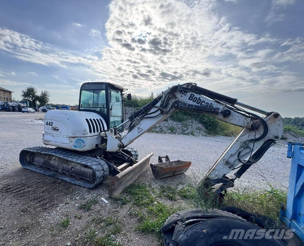 Bobcat 442 B Midi-gravemaskiner 7t - 12t