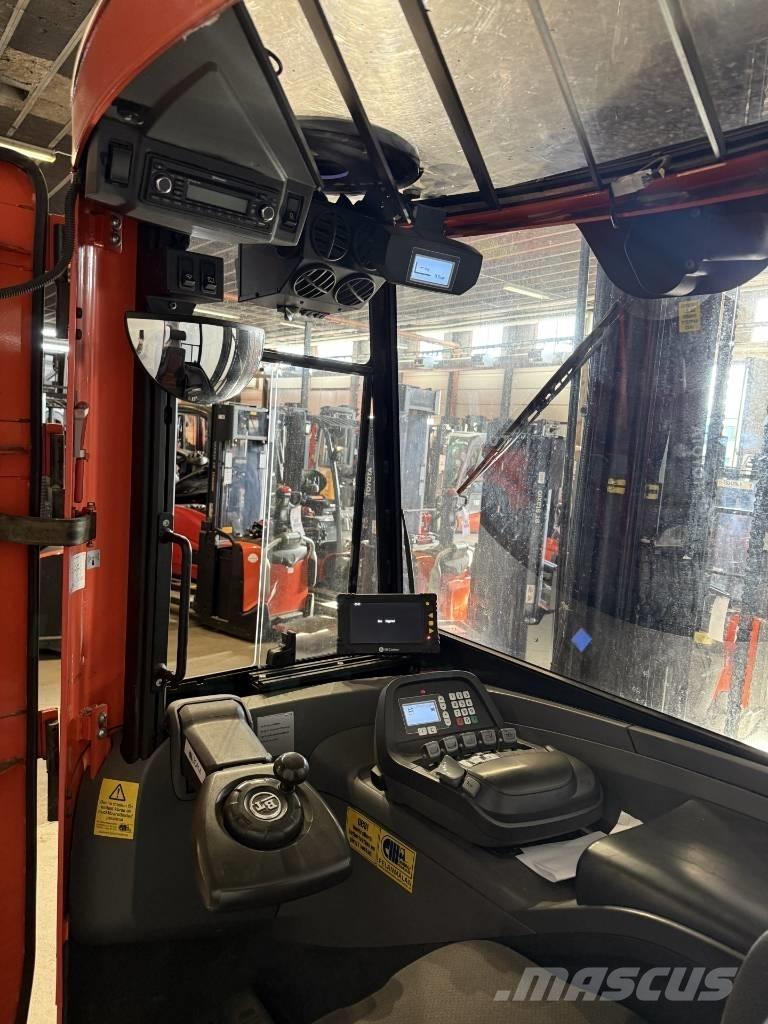 BT truck RRE 160R Reachtruck