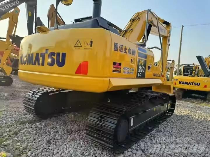 Komatsu PC210LC Gravemaskiner på larvebånd