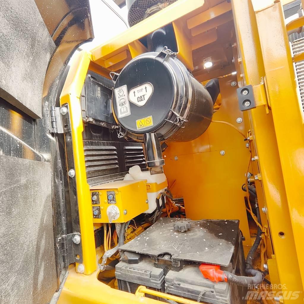 CAT 320D Gravemaskiner på larvebånd