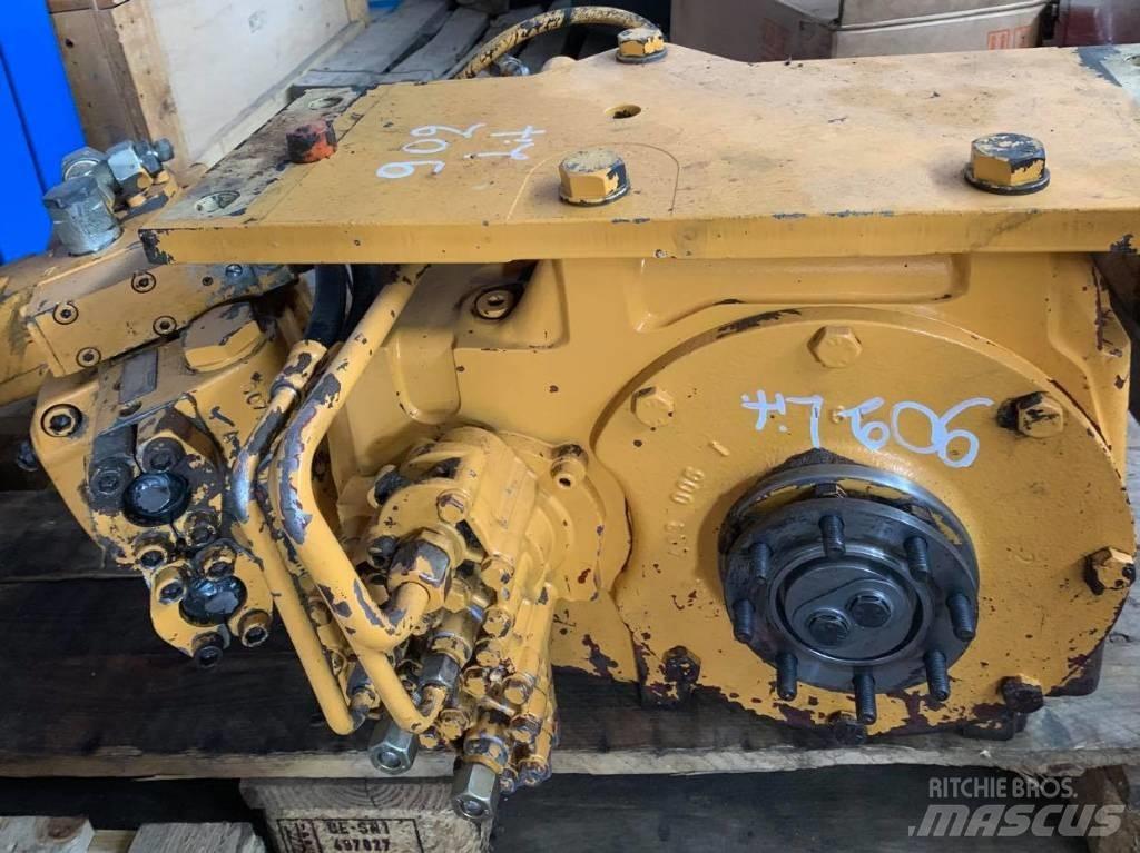 Liebherr 902 Gear